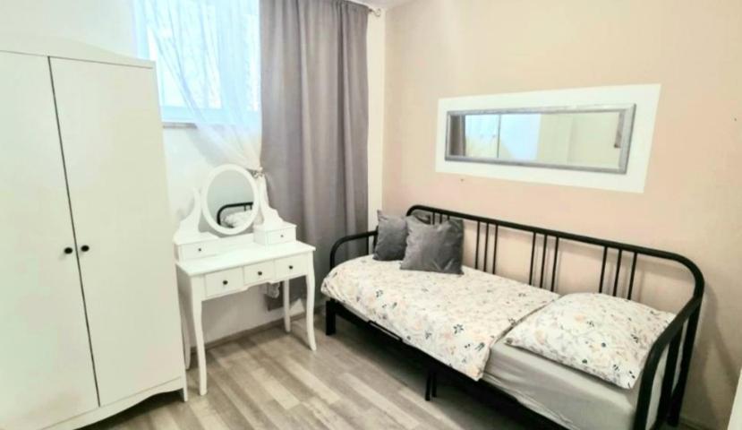 Charming In Center Appartement